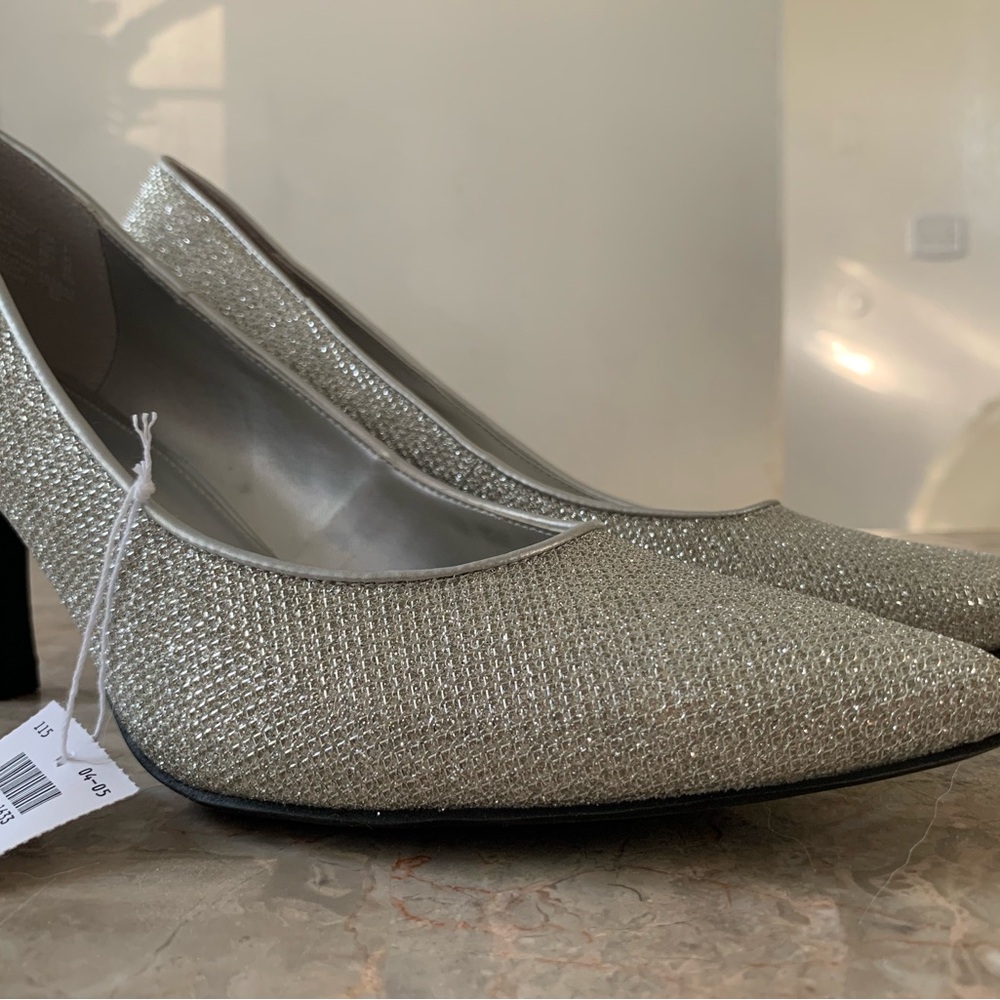 Classy Silver Sparkle Pointed Toe Heels - image 3